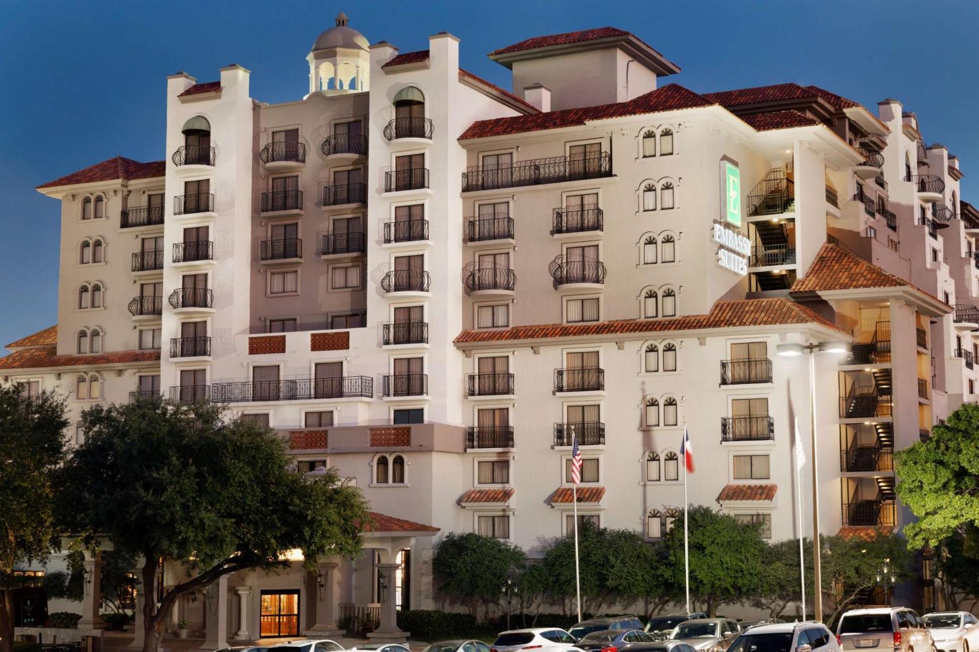 Embassy Suites Dallas - Dfw International Airport South Ървинг Екстериор снимка
